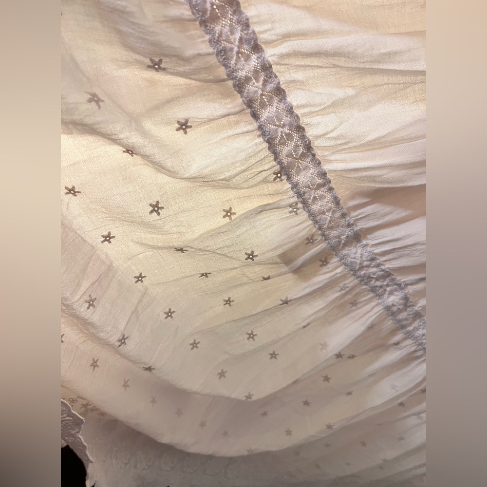 Spell Harmony Gown - Porcelain - Picture 5 of 7
